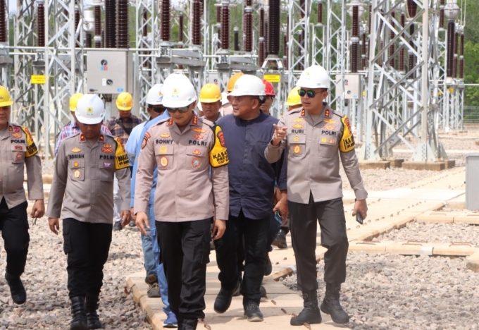 Kapolres Banyuasin Tinjau Progres jalur sutet 275 KV PLTU Didampingi Direktur Pamobvit Polda Sumsel