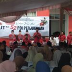 Peringati HUT PDIP Ke-52, DPC PDIP Kabupaten Banyuasin Bagikan Santunan Kepada Anak Yatim dan Lansia