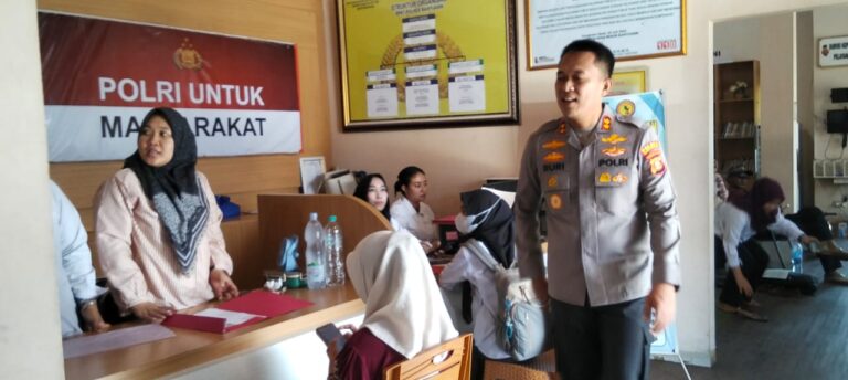 Pastikan Kesiapsiagaan Personil Dalam Pelayanan Kepada Masyarakat, Kapolres Banyuasin Sidak Dadakan.